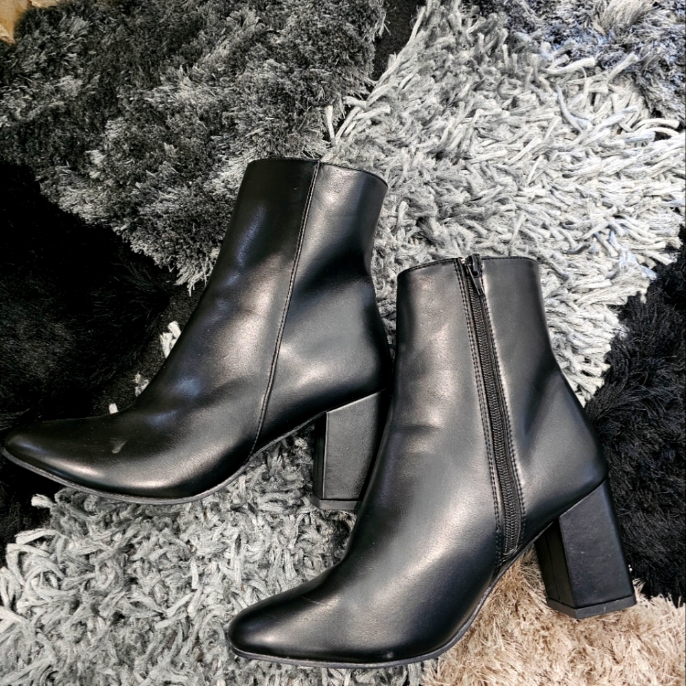 Ankle boots - Picture 4 of 4